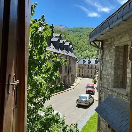 La Encina, Acogedor Con Piscina - Arafita Apartment